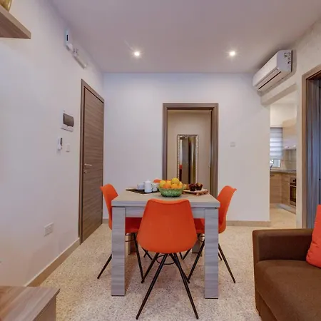 Uptown By Homely Appartement
