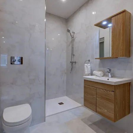Apartment Uptown By Homely Mellieha